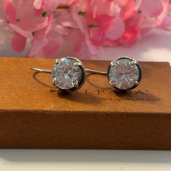 Silpada Sterling Silver ‘Center Stage’ Cubic Zirconia Earrings W1863 - Picture 8 of 14